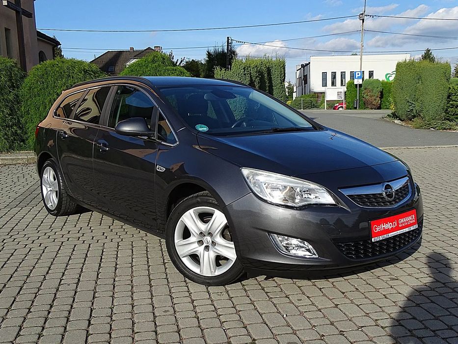 Opel Astra Navi Klimatronik Podgrzewane Fotele i Kierownica Serwisowany Gwarancja