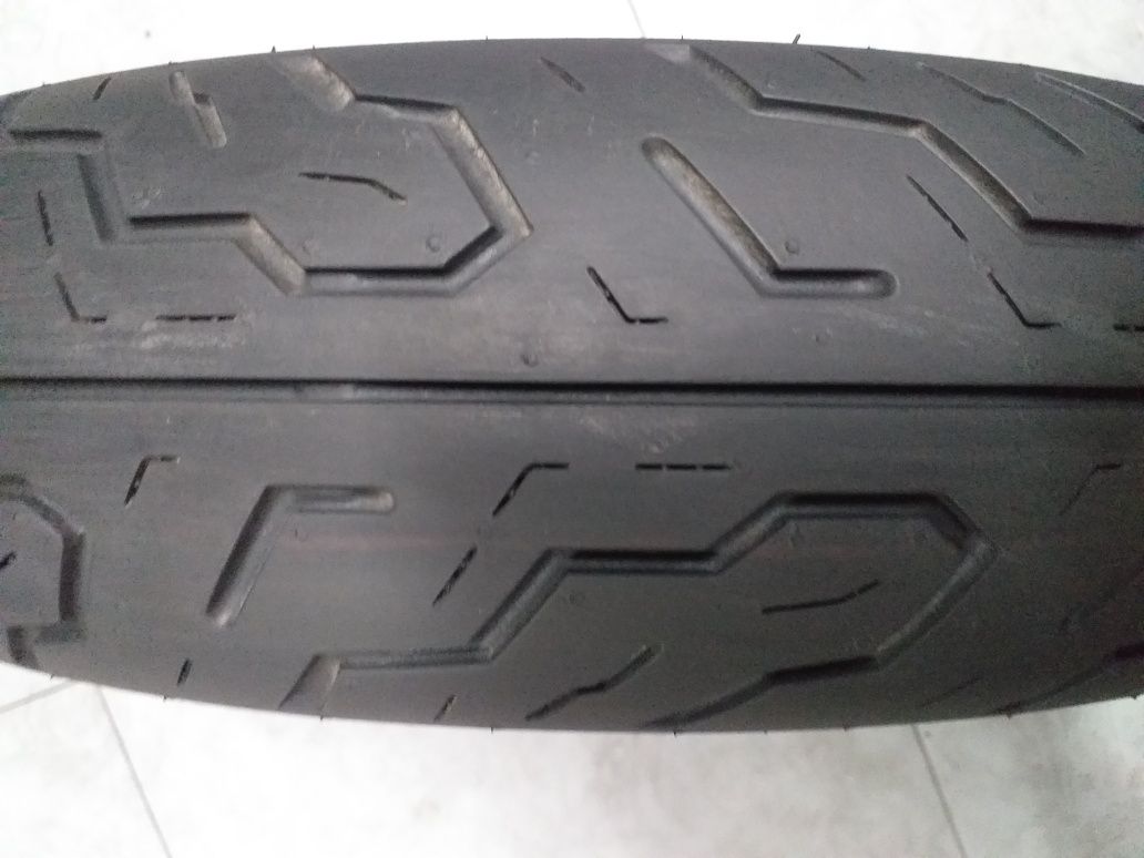 Pneu novo  mota 120/80/17 dunlop k,555