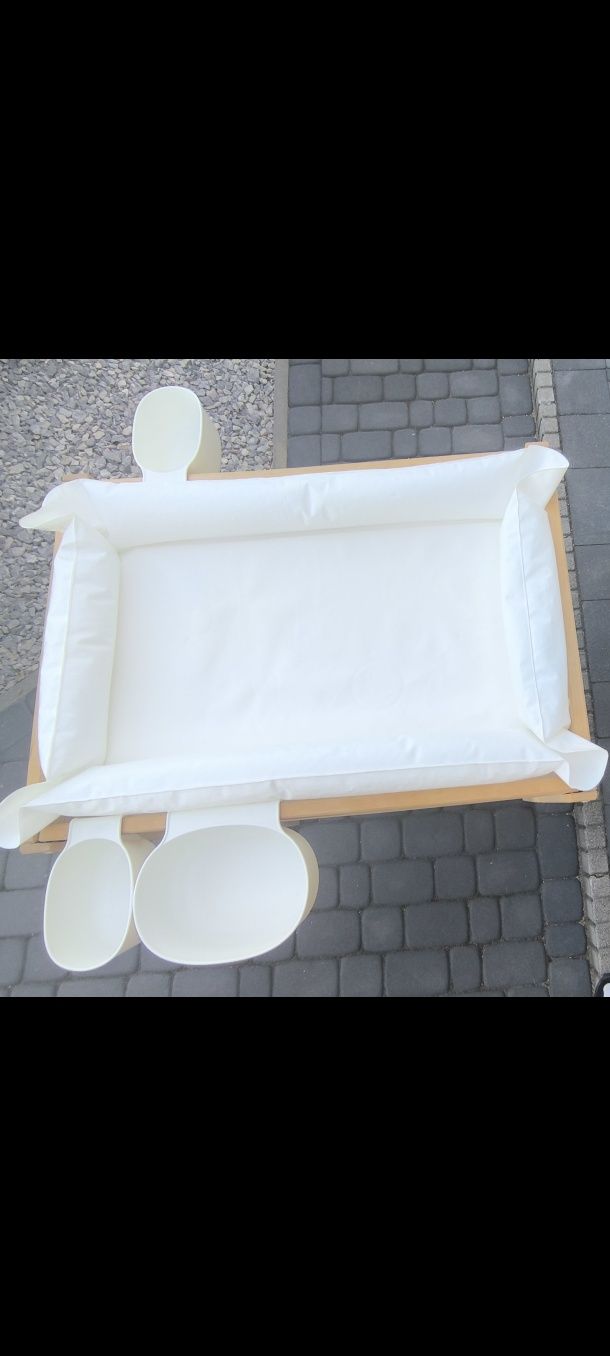 Przewijak IKEA z pojemnikami