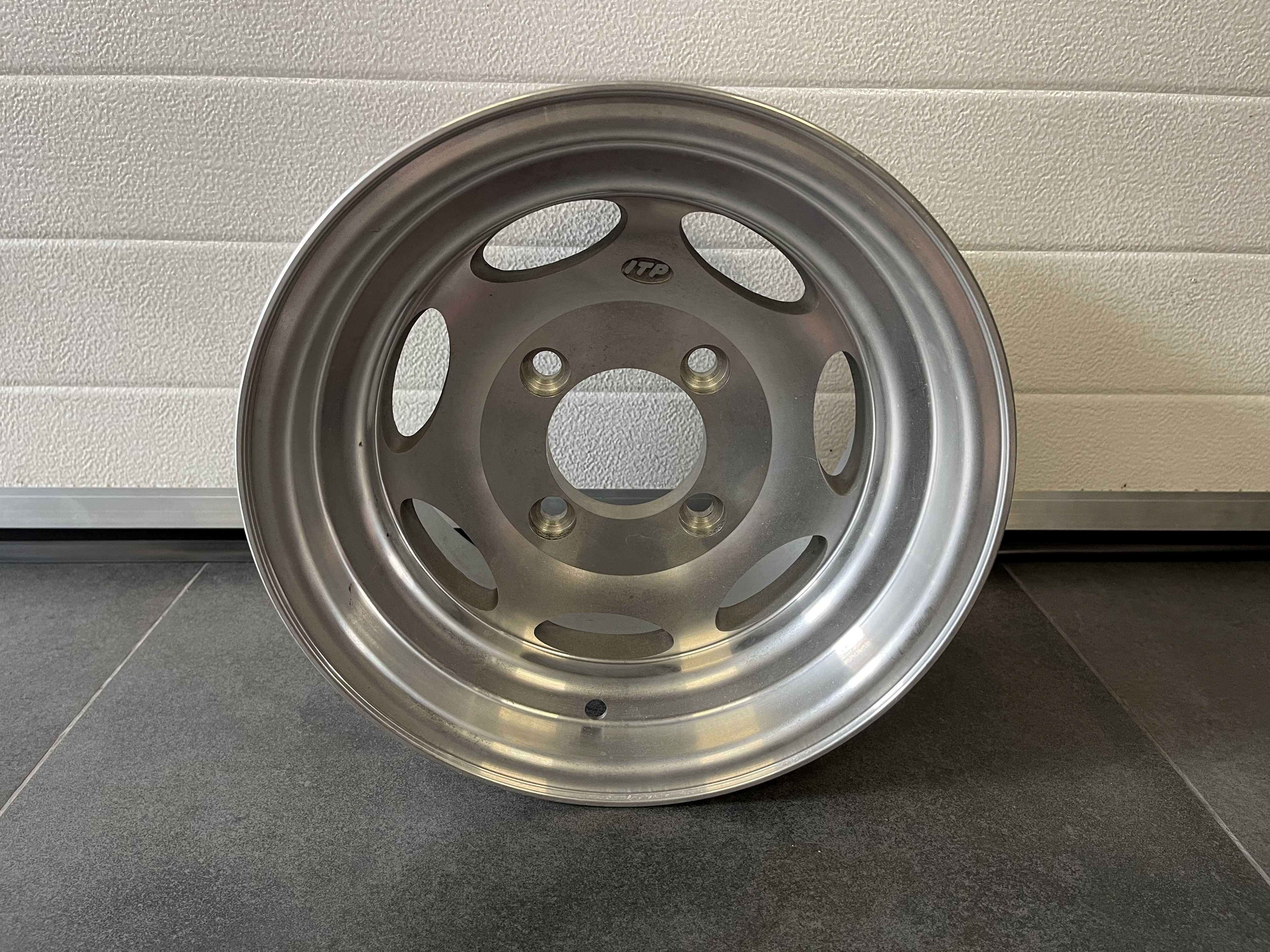 Felga ITP Quad 12 x 7 / 4 x 110 Yamaha Honda Can-Am Polaris Kawasaki