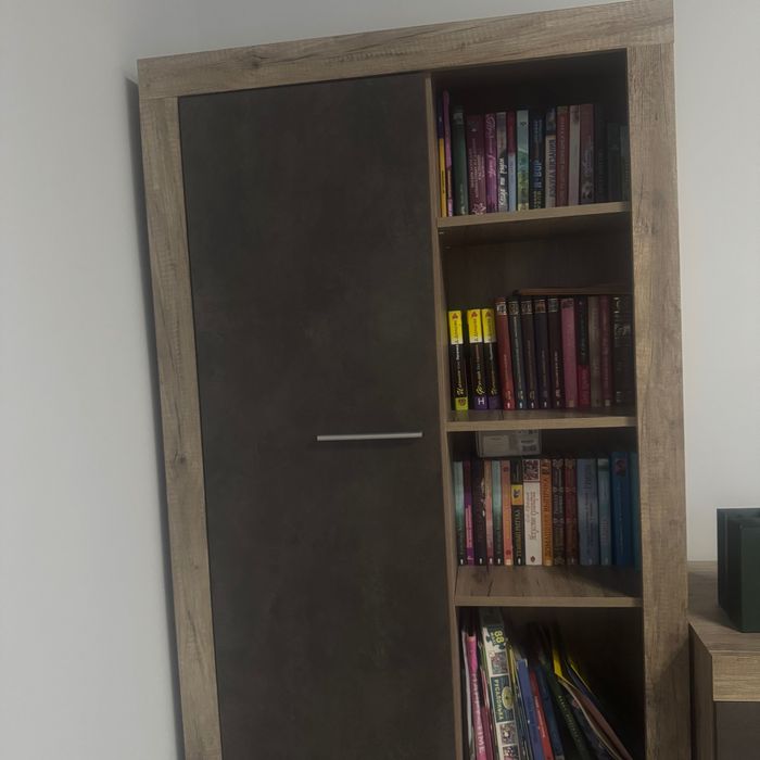 Мебель шаф книжна