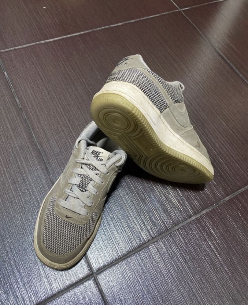Air force cinzentas