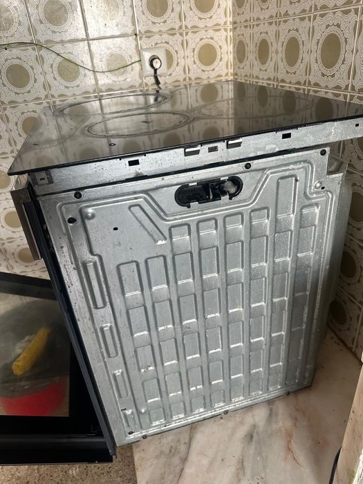 Ótima placa com forno