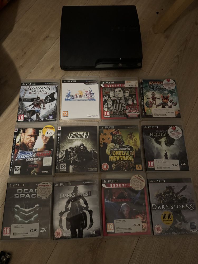 Ps3 + comado e 40 jogos