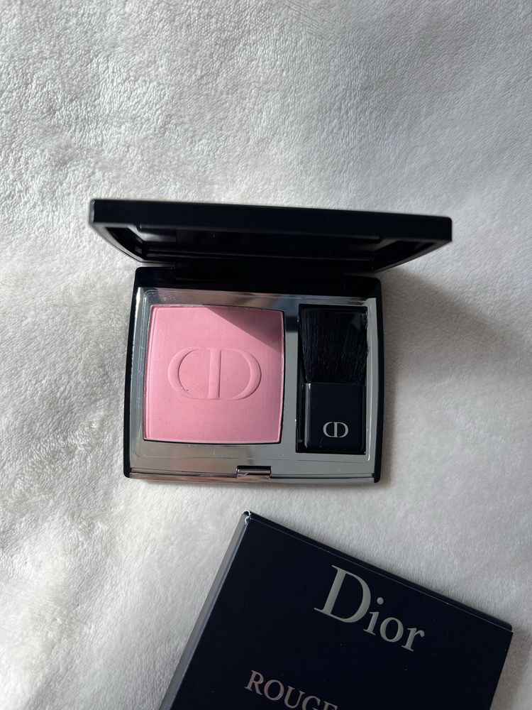 Róż Dior rouge blush rose caprice