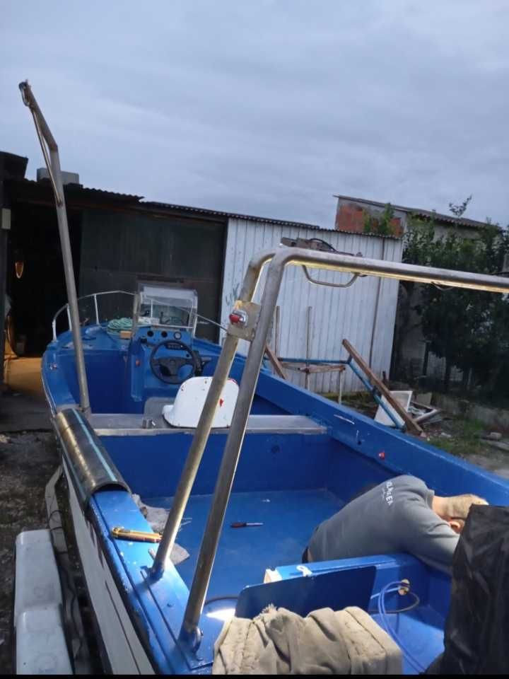 Barco 6.20m  90cv