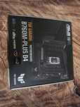 Материнська плата asus tuf gaming b760-m plus d4