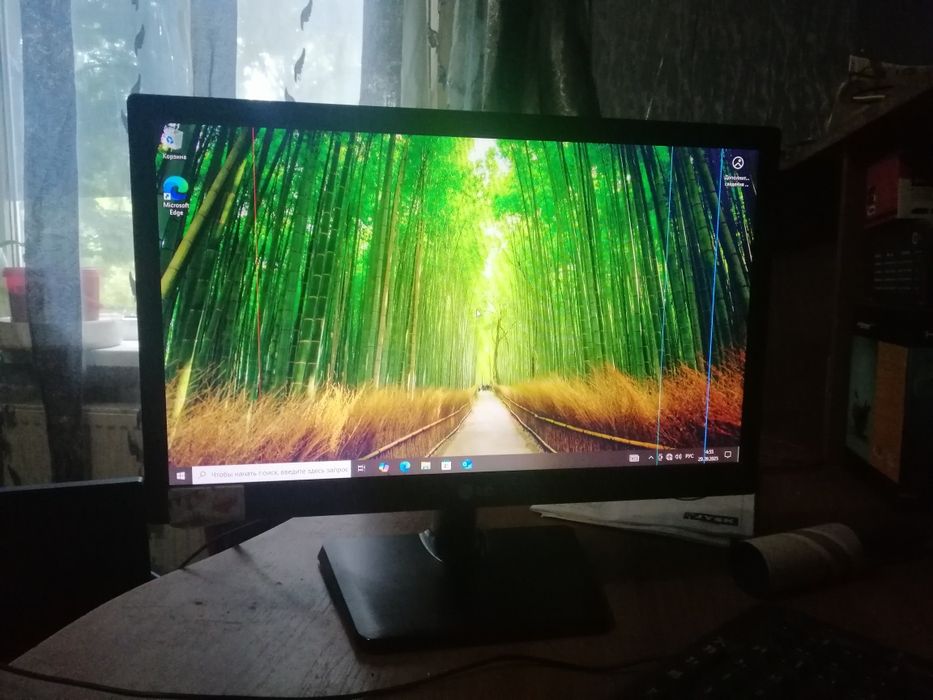 Монітори LG в робочому стані