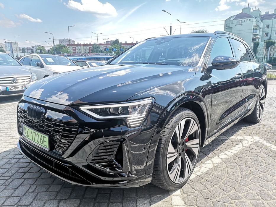 Audi Q8 e-tron Q8 S 55 E-tron Quattro 408KM Autonomia 400km Import CHF