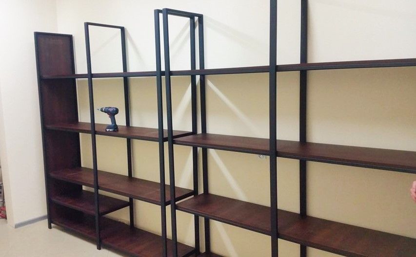 Meble biurowe i sklepowe