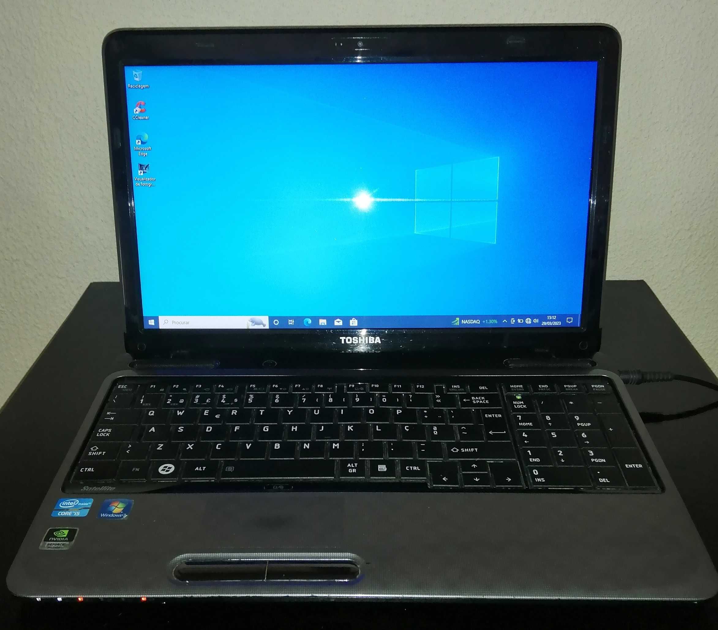 Portátil Toshiba i5