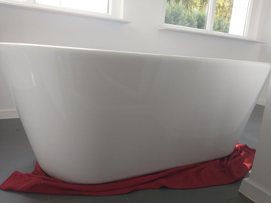 Wanna akrylowa IO nowa