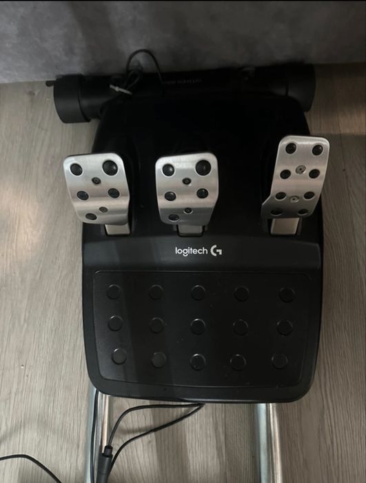 Kierownica logitech g29 + shifter,stojak