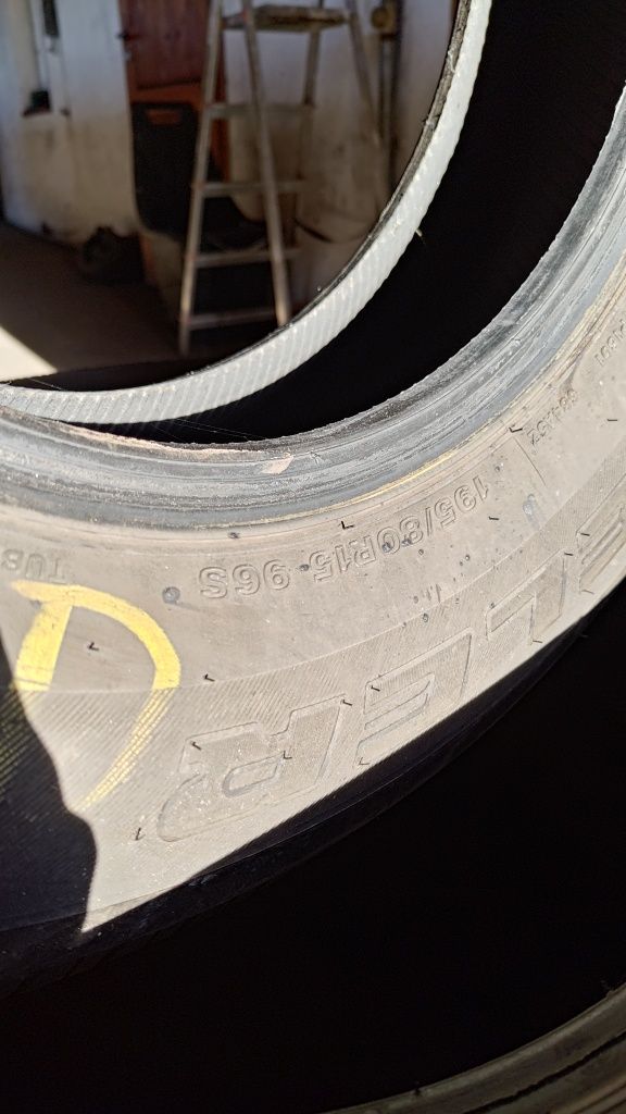 4 x Bridgestone Dueler H/T 195/80/15