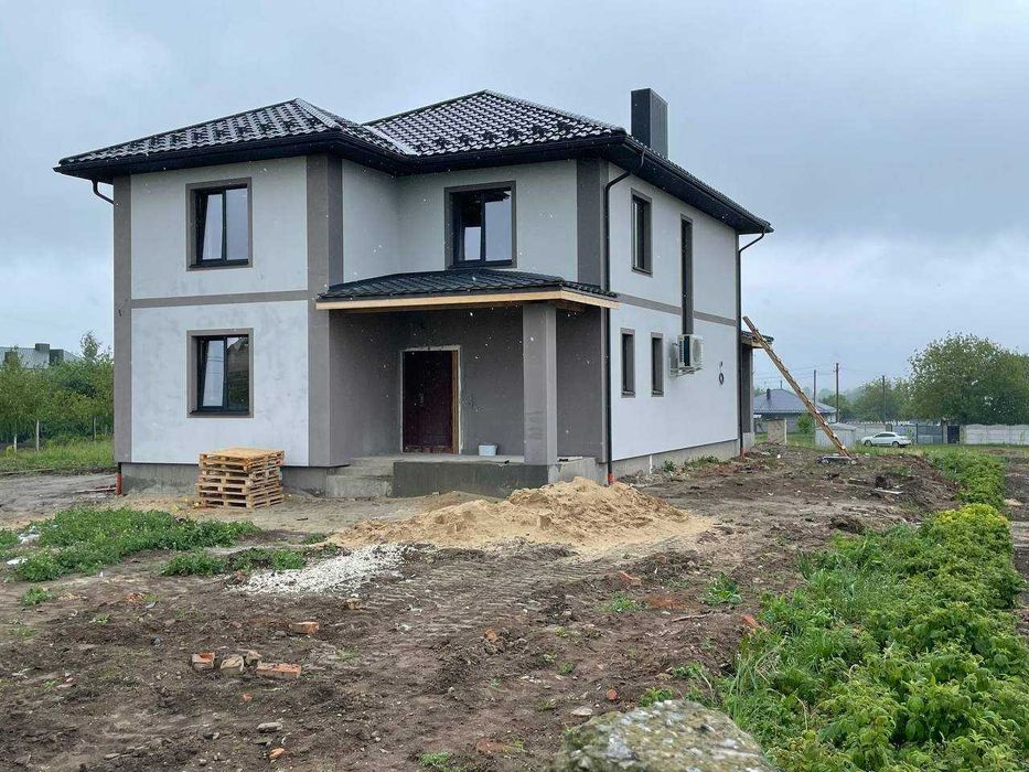 Зведення криші даху Покрівельні роботи Монтаж Металочерепиці Рівне обл