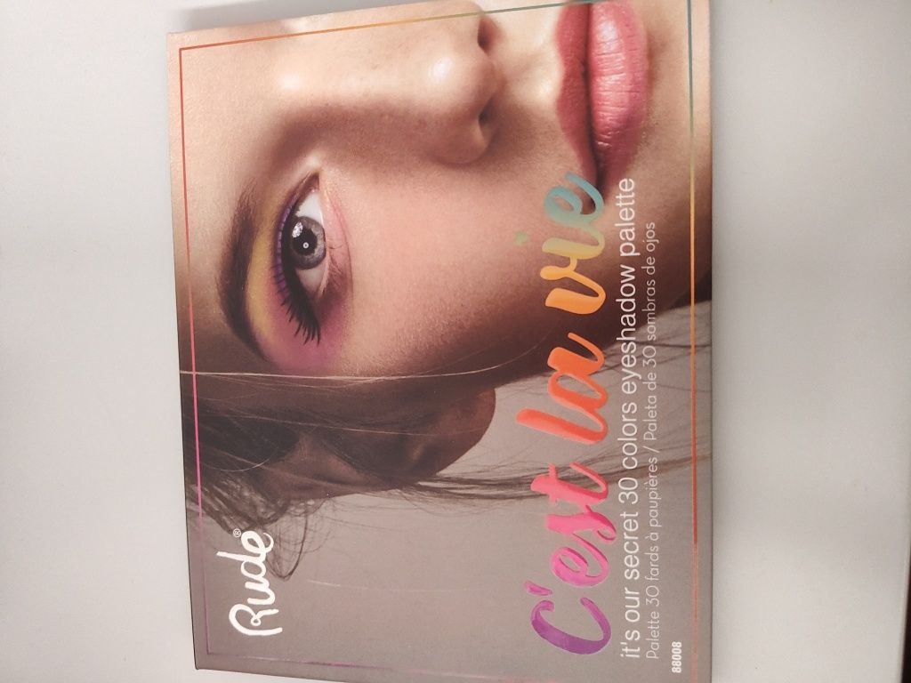 Rude Cosmetics Cest La Vie Palette paleta cieni limitowana 
Cest La Vi