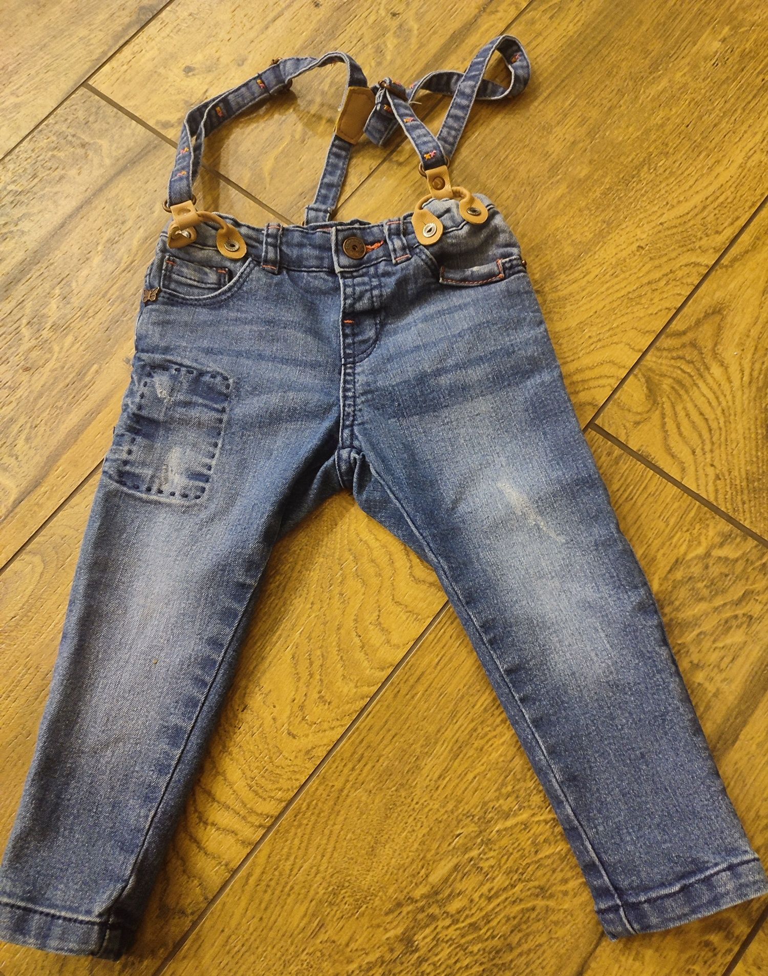 Spodnie jeansowe szelki rozmiar 86 Zara Girl
