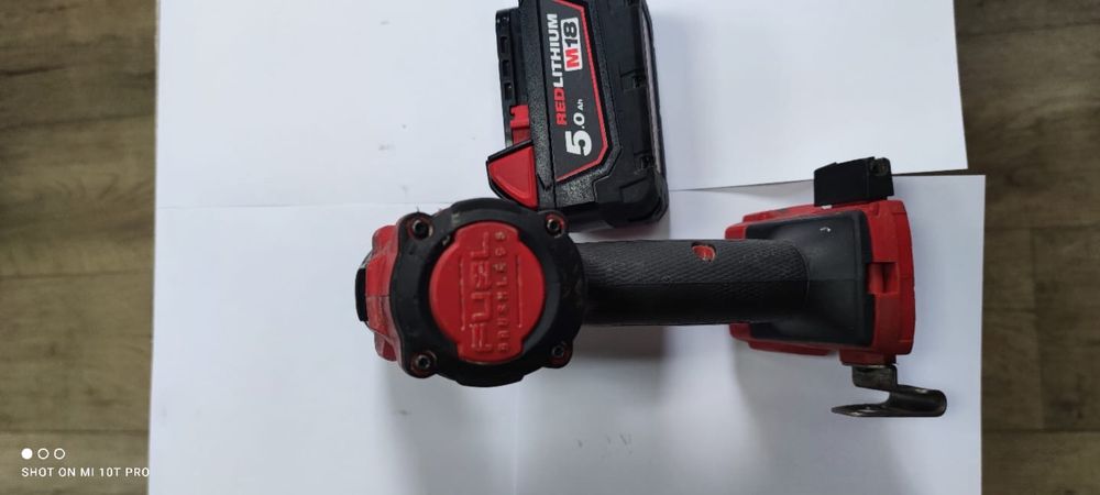 Wiertarko wkrętarka  udarowa milwaukee m18 fdd 2 z baterią 5.0 ah
