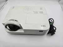 Projektor NEC M333XS