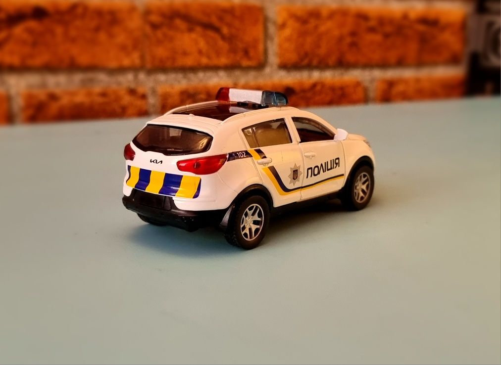 Kia Sportage 1:39.MSZ.колекционная модель.полиция.Киа Спортейдж.