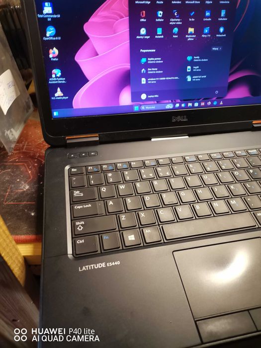 Laptop Dell do grania i pracy. I5 8/128 HDMI Win11pro bat~4h ładowarka