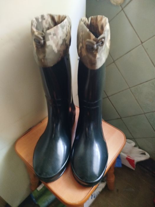 Продам мужские кожаные перчатки