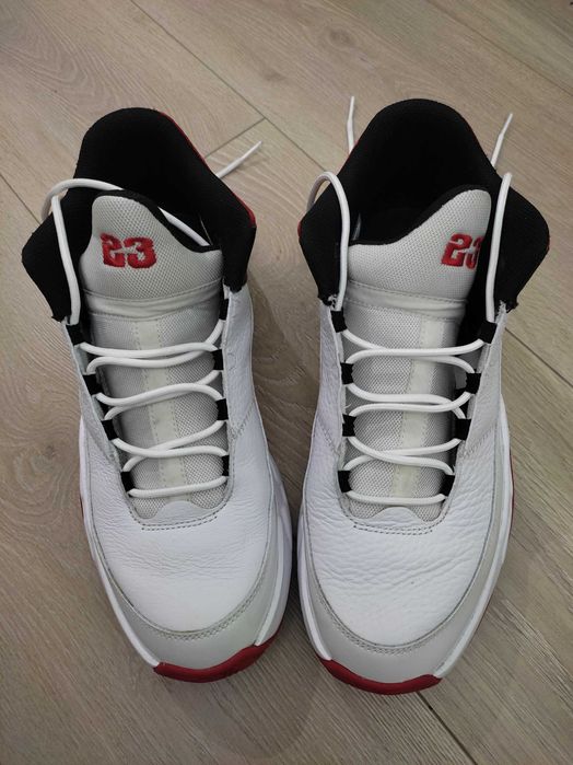 JORDAN MAX AURA 3 - Biało-czarno-czerwone