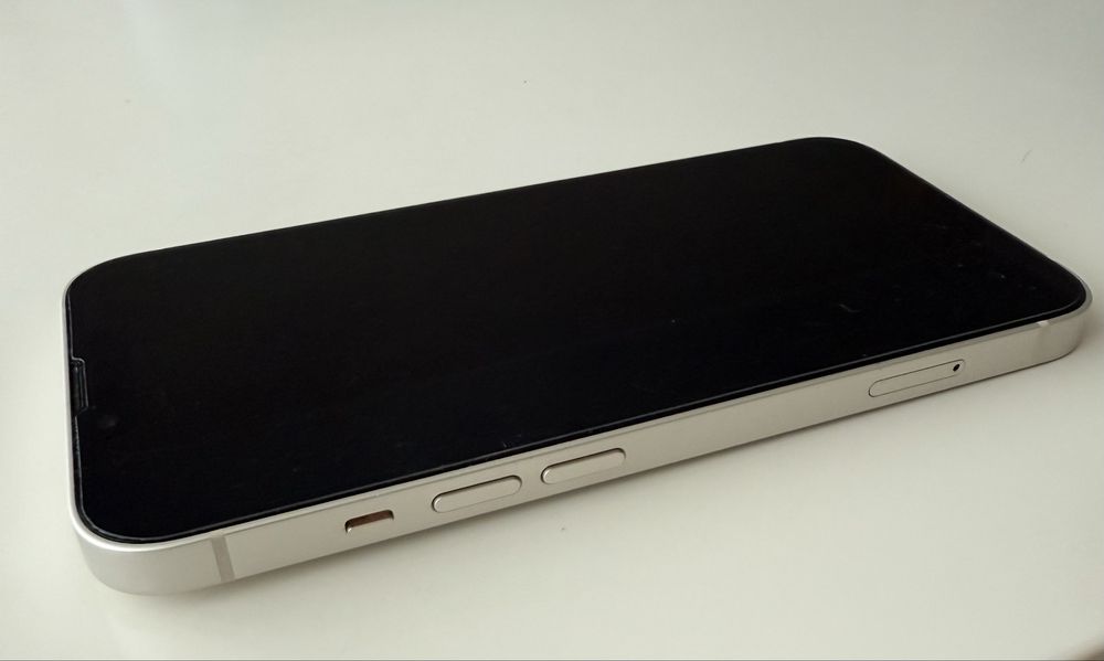 iPhone 13 128GB w stanie idealnym