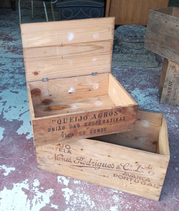 Antigas caixas Queijos Manteiga em madeira