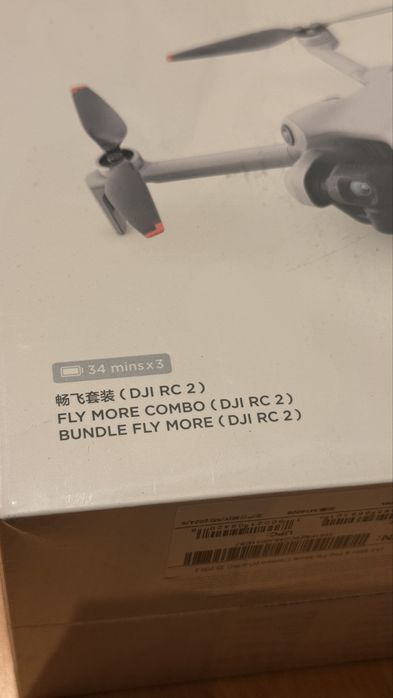 Dron DJI mini 4 Pro - fly more combo