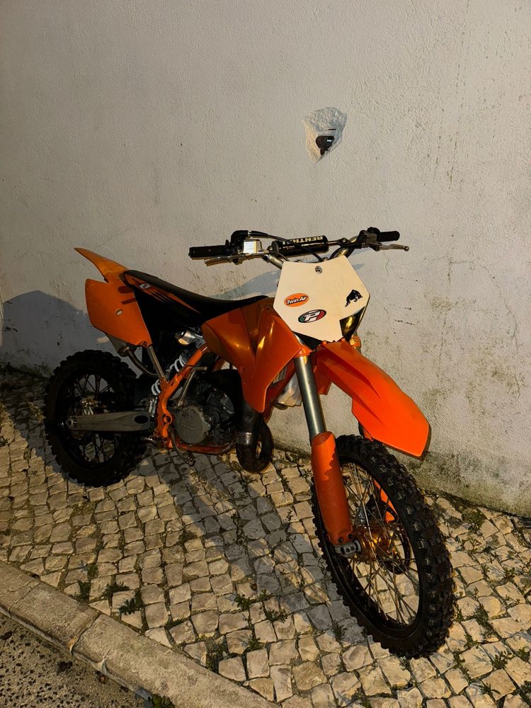 Ktm 85 cc muitos extras