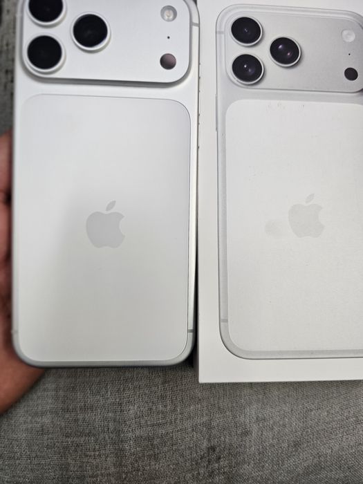 Iphone 17 pro max...1tb