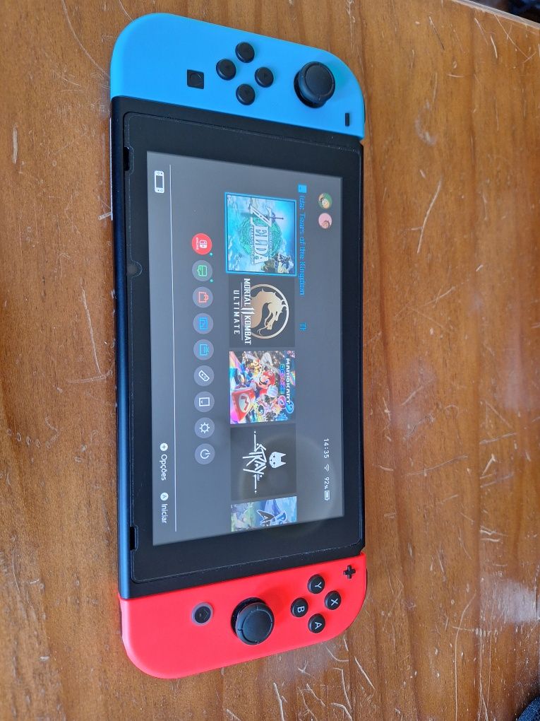 Nintendo Switch V2 – 7 Meses de Uso + Película Protetora