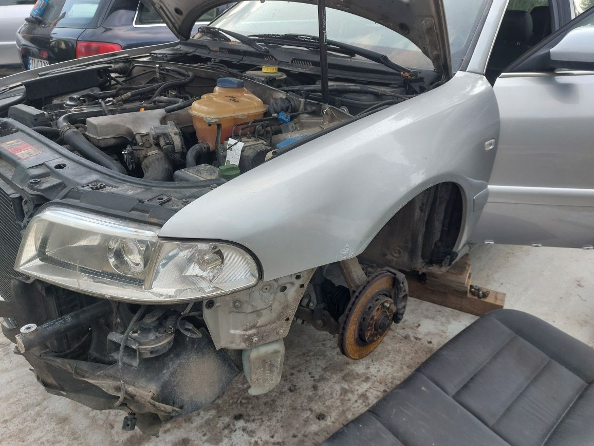 Audi a4 b5 1.9tdi 1.8t zderzak LY7W. Części quattro. Ajm.Błotniki Lz5l