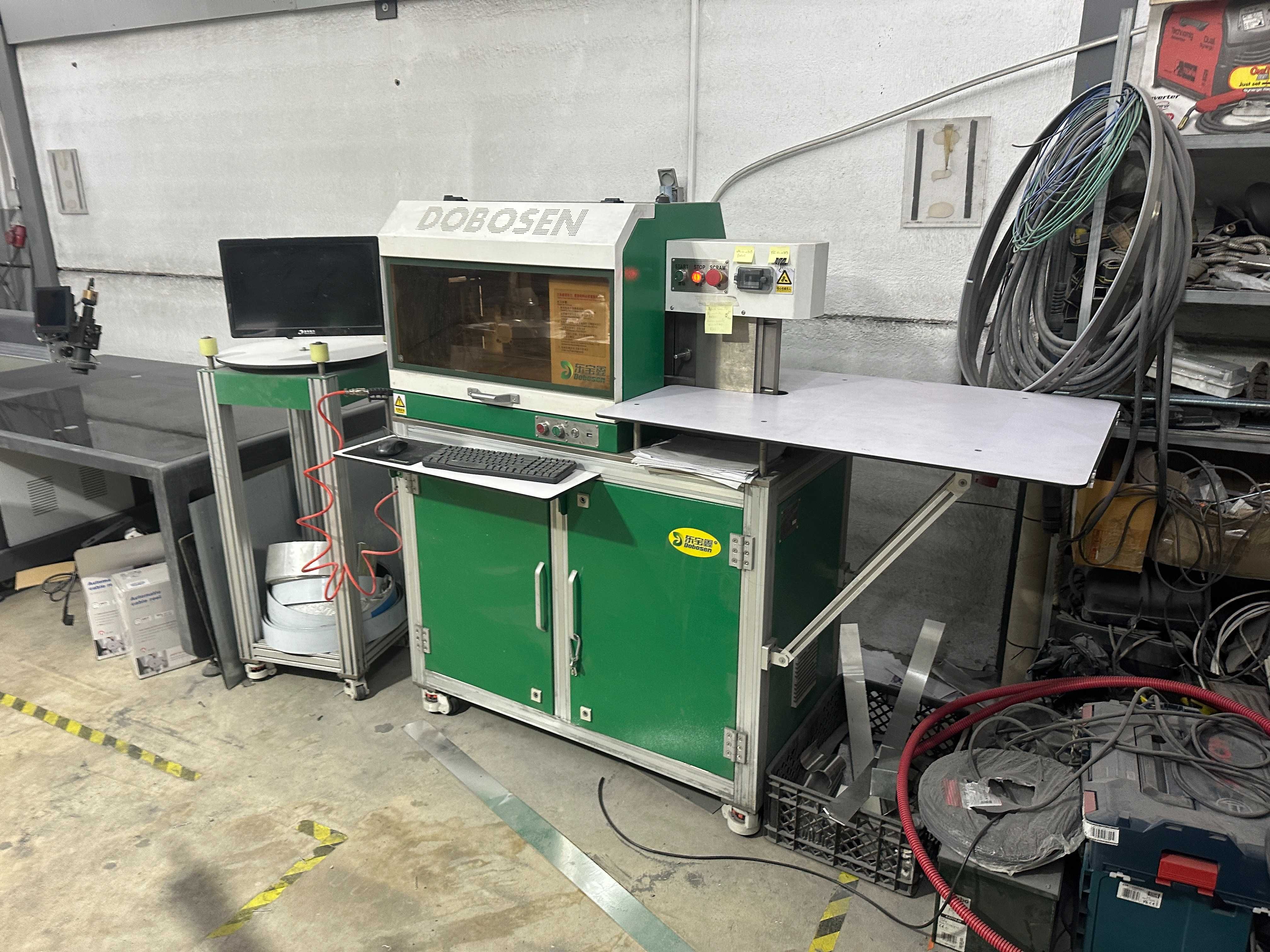 Máquina de Moldar letras 3D + Máquina de soldar letras 3D