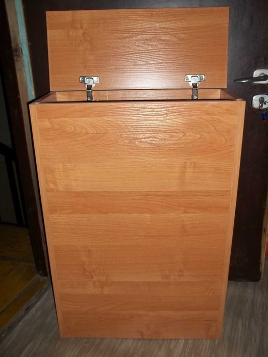 NOWA szafka na ubrania, pościele, ręczniki, obrusy, itp. rzeczy