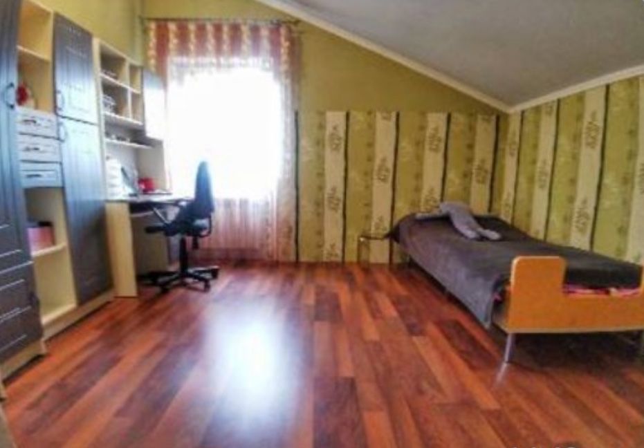 Продаж будинку в с.Глеваха Фастівського району.