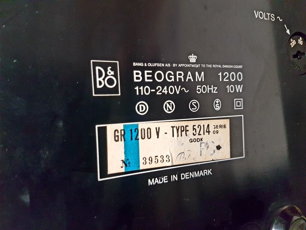 Bang & Olufsen Beogram 1200