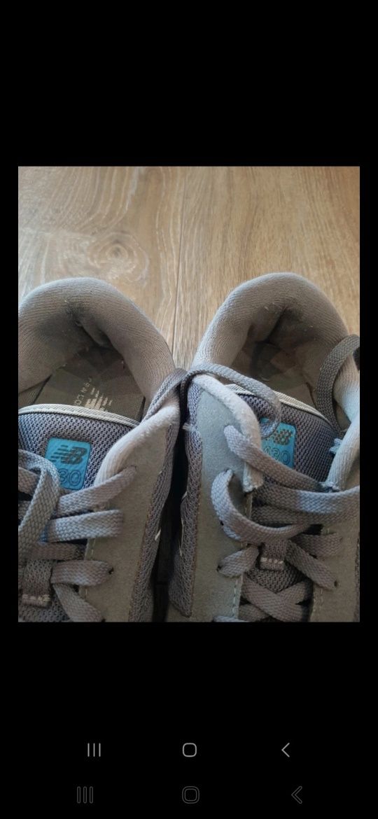 Buty damskie New Balance 37.5