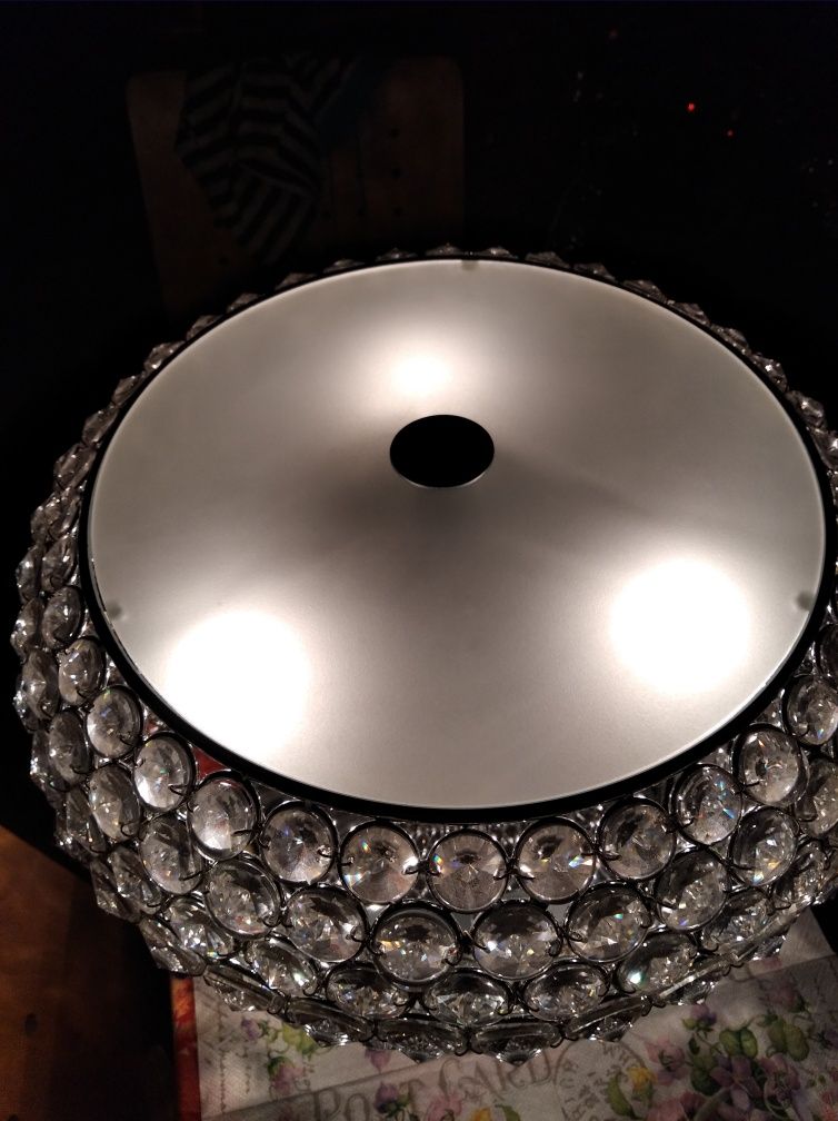 Kryształowa lampa - plafon