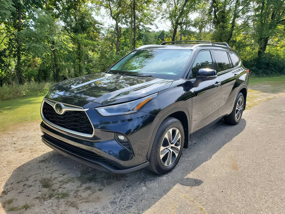 Toyota Highlander      2021