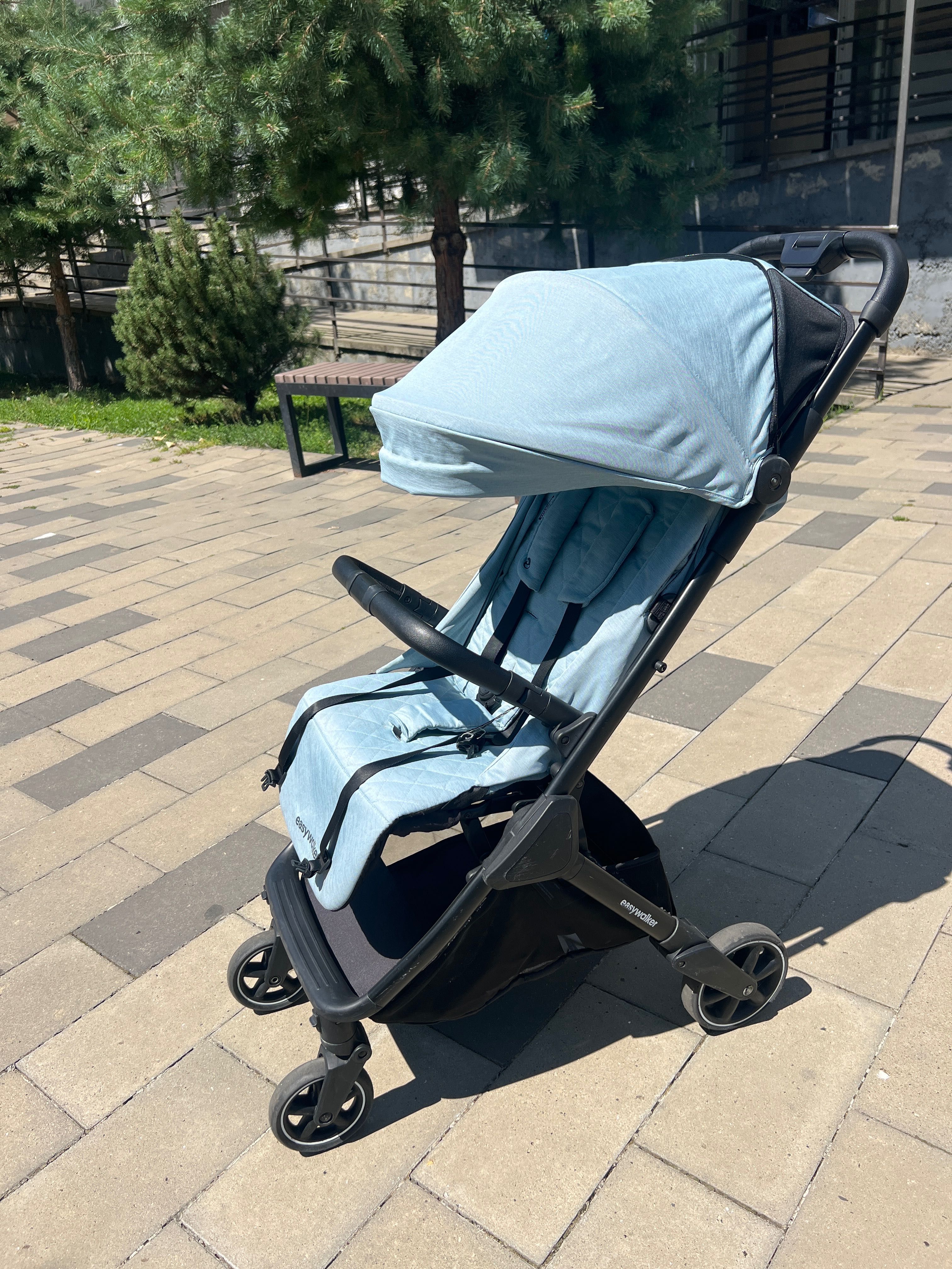 Продаю прогулянковий візок Easy Walker Jackey блакитна