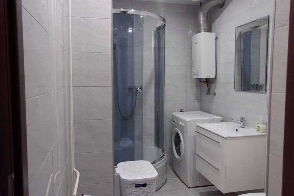ładne mieszkanie, wyposażone, słoneczne, CO miejskie, balkon