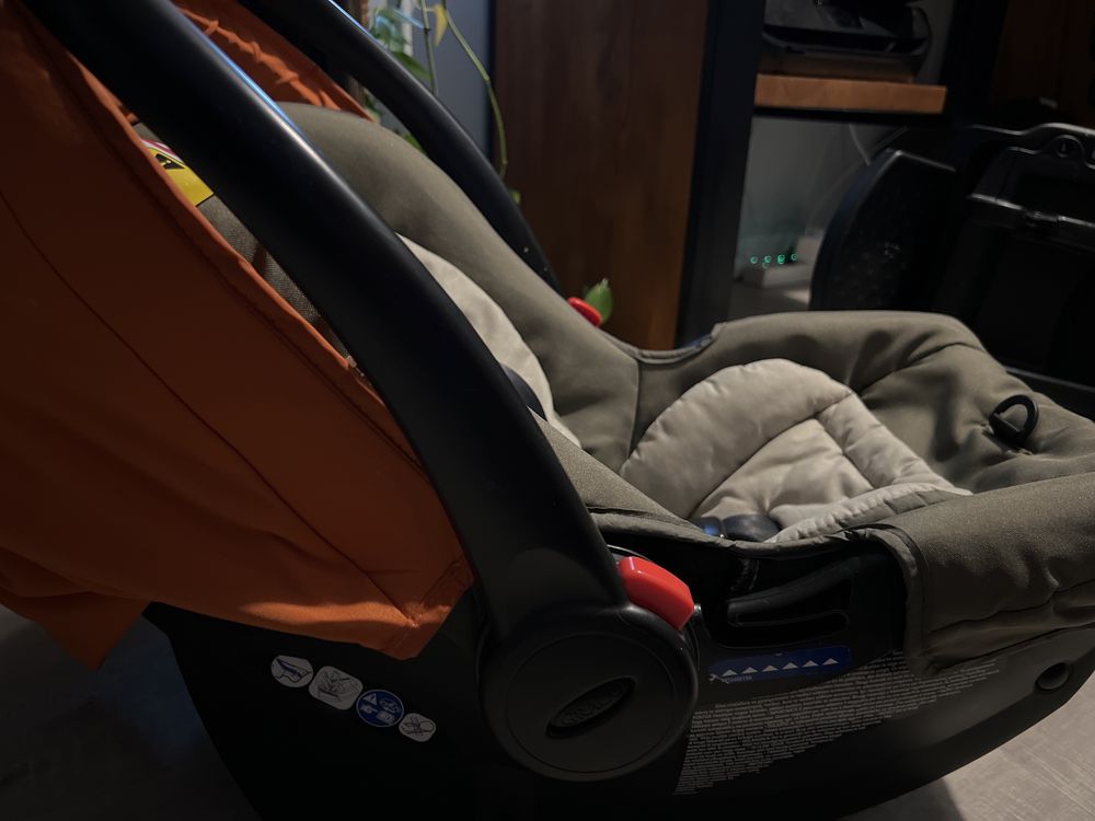 Fotelik samochodowy Graco 0-13 kg z bazą isofix