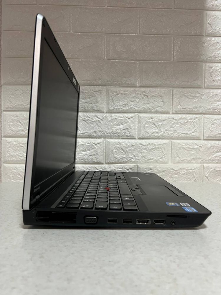 Ноубук Lenovo E520  i5-2410