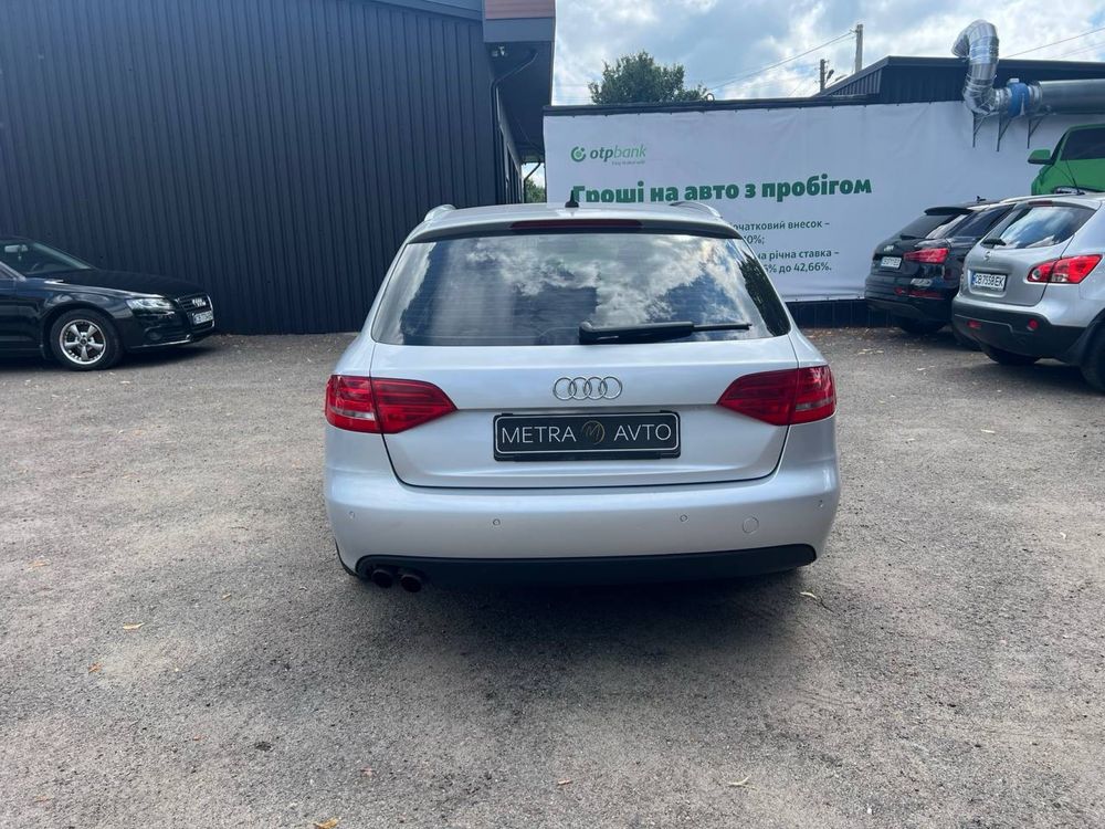 Продам Audi A4B8