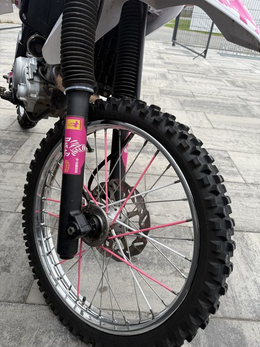 Zadbana Yamaha WR 125R