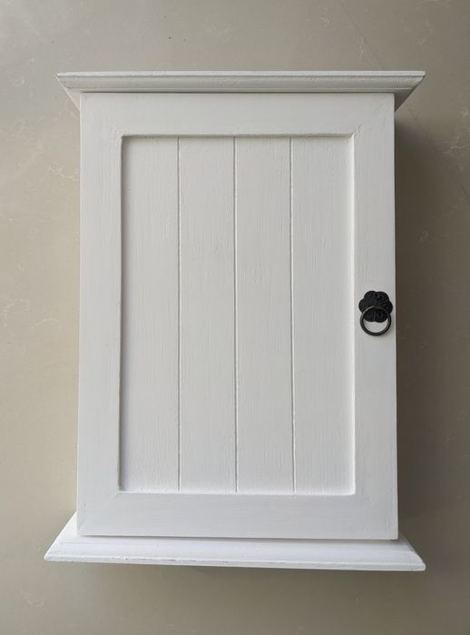 Skrzynka szafeczka na klucze NOWA