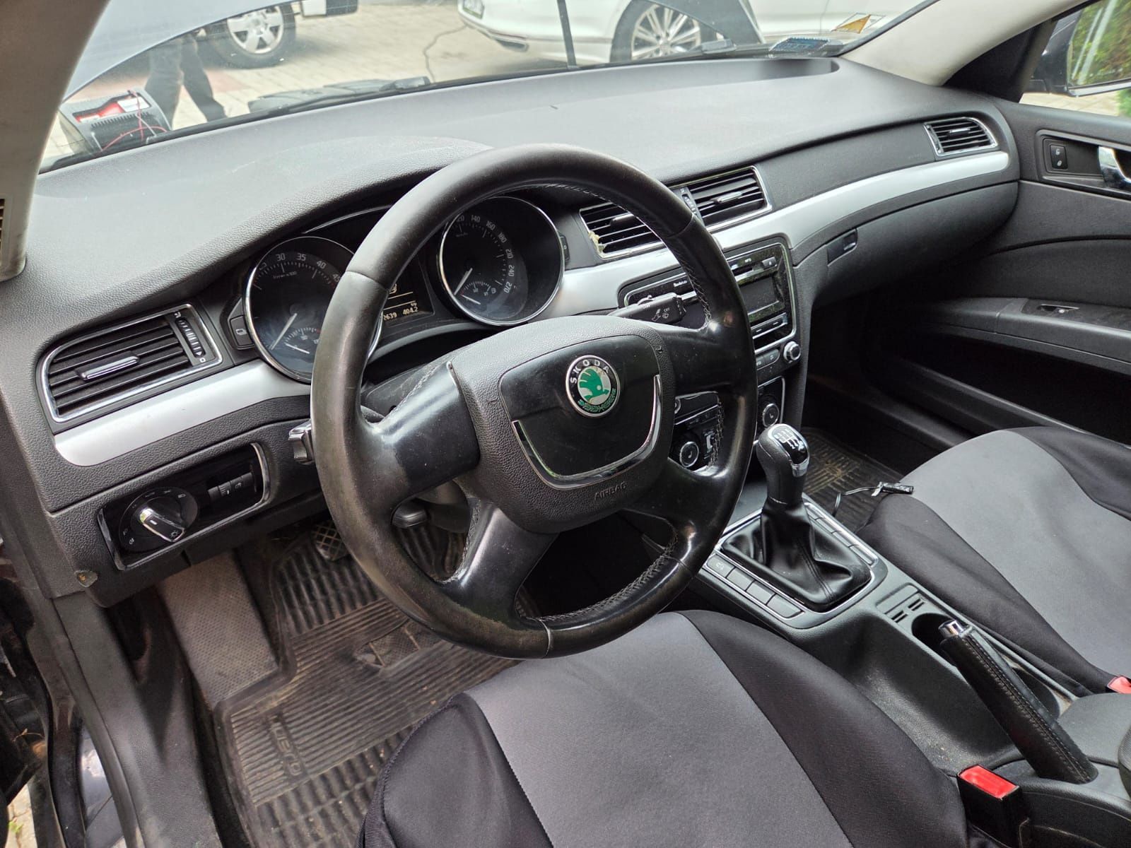 SkOdA SuPeR B 2,0 uszkodzona 7700 !!! Jeździ