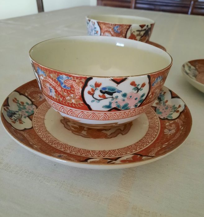 3 taças com prato em porcelana Satsuma